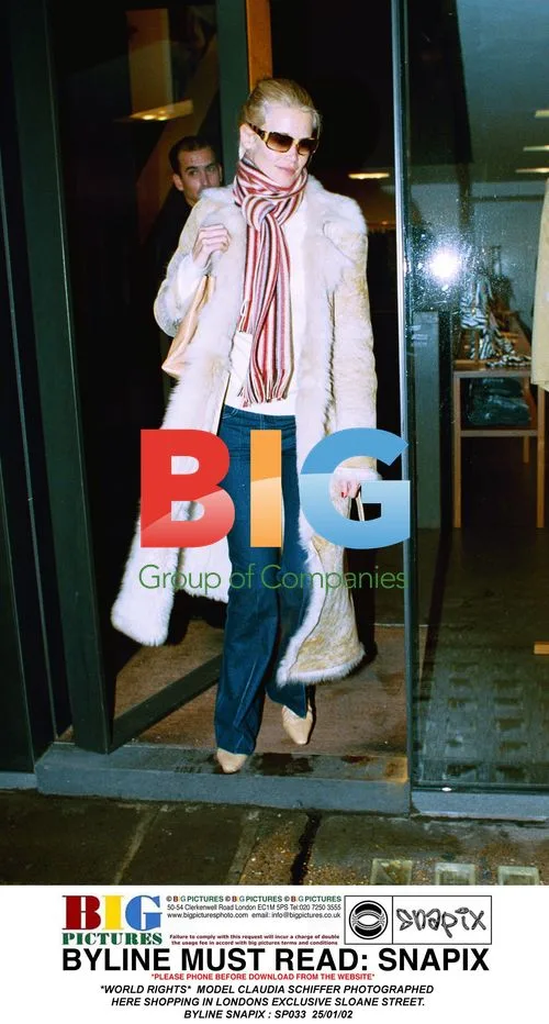 Claudia Schiffer Shopping in London