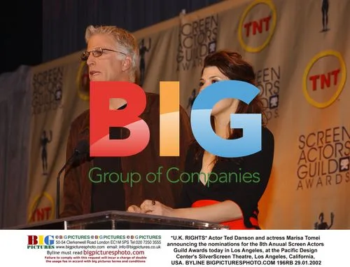 Ted Danson & Marisa Tomei Announce SAG Nominations