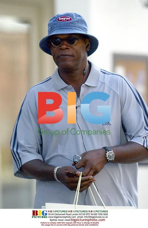 Samuel L. Jackson Shopping in Beverly Hills
