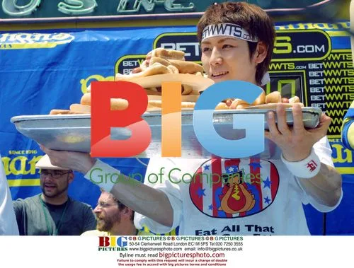 Kobayashi Wins Nathan's Hot Dog Eating Contest