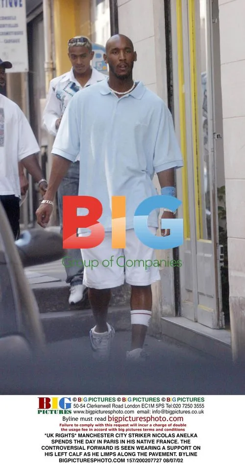 Nicolas Anelka limps in Paris