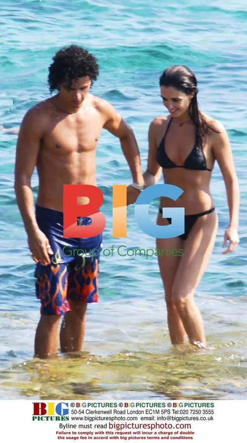 Paz Vega and husband on Ibiza beach