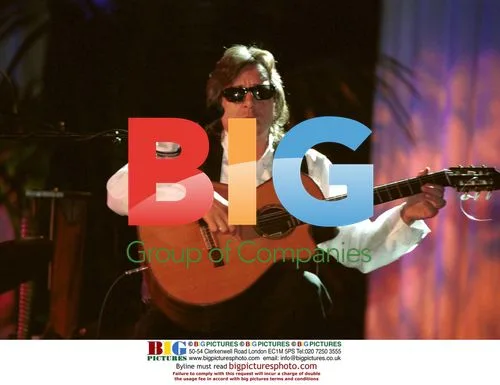 Jose Feliciano performs at ODLH Banquet