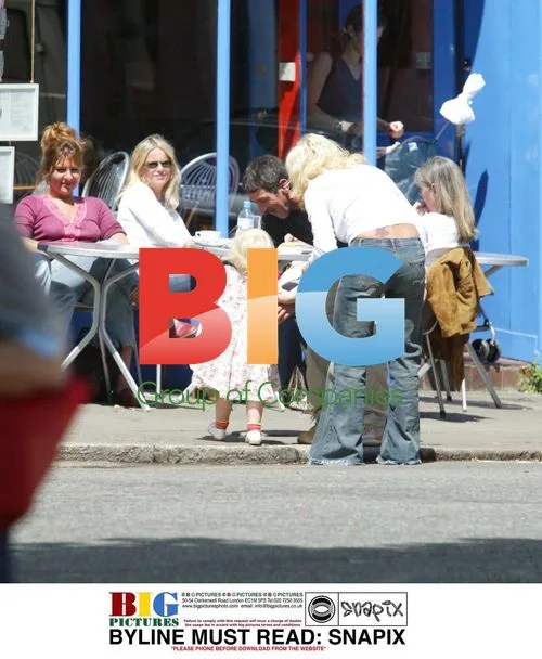 Noel Gallagher"s daughter Anais out in London