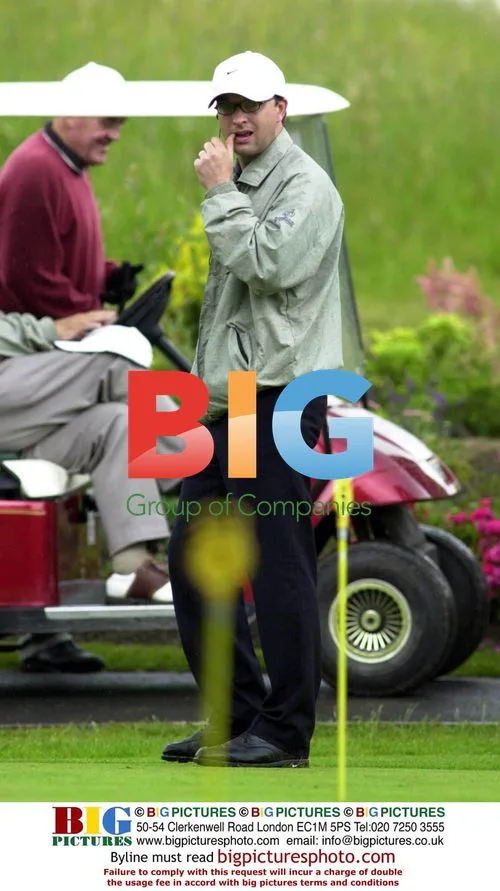 Jason Ferguson and Alex Ferguson at golf event