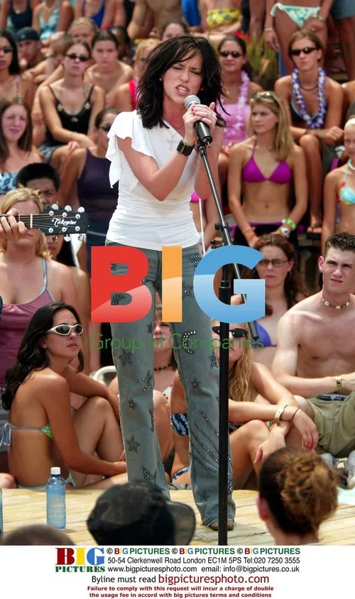 Jennifer Love Hewitt at MTV Beach House