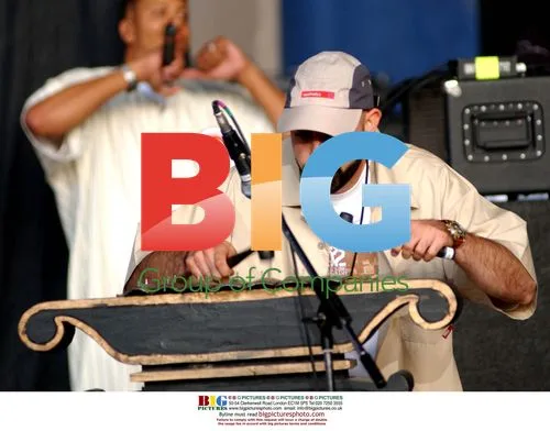 Jurassic 5 at Smokin Grooves Tour 2002