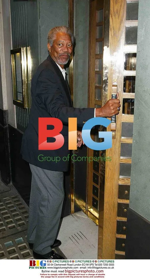 Morgan Freeman Arrives at The Ivy Restaurant