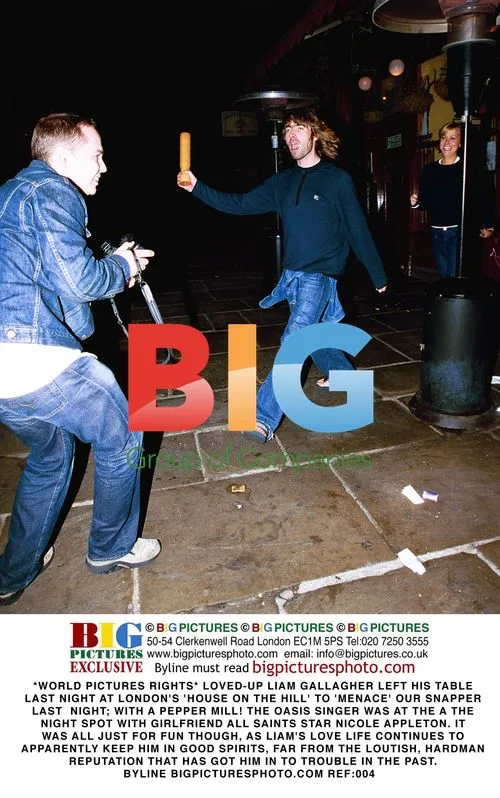 Liam Gallagher Playfully 'Menacing' Paparazzi