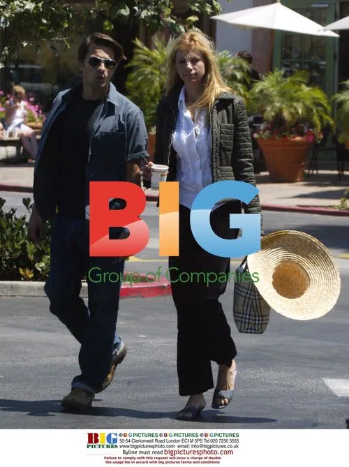 Olivier Martinez & Mira Sorvino in Malibu