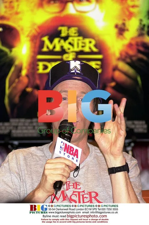 Dana Carvey at NBA Store promoting "Master of Disguise"