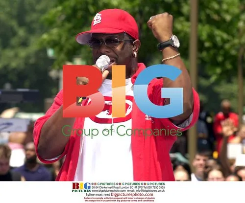 BoyzIIMen perform at Trump Plaza