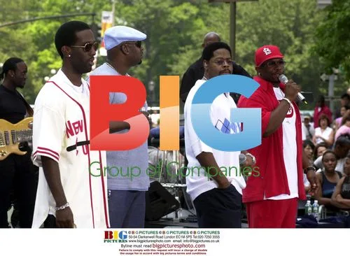 BoyzIIMen perform at Trump Plaza on CBS Early Show