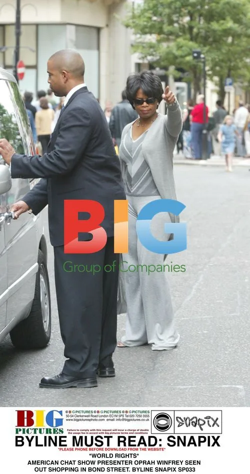 Photo of George Clooney and Amal Clooney