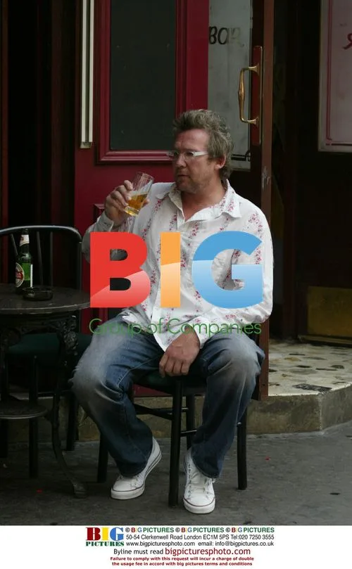 Big Brother 3 Contestant Sandy Cumming at London Pub