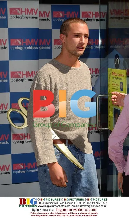 Spencer Smith opens new HMV store