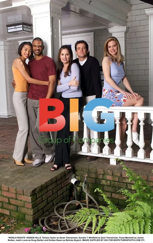 Hidden Hills cast portrait