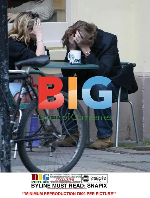 Jonathan "Wossy" Ross with friend in distress