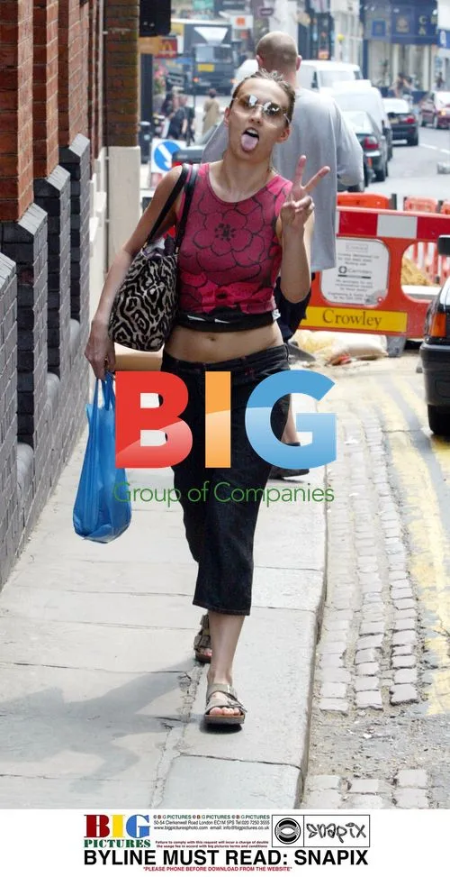 TV Presenter Jayne Middlemiss Shopping