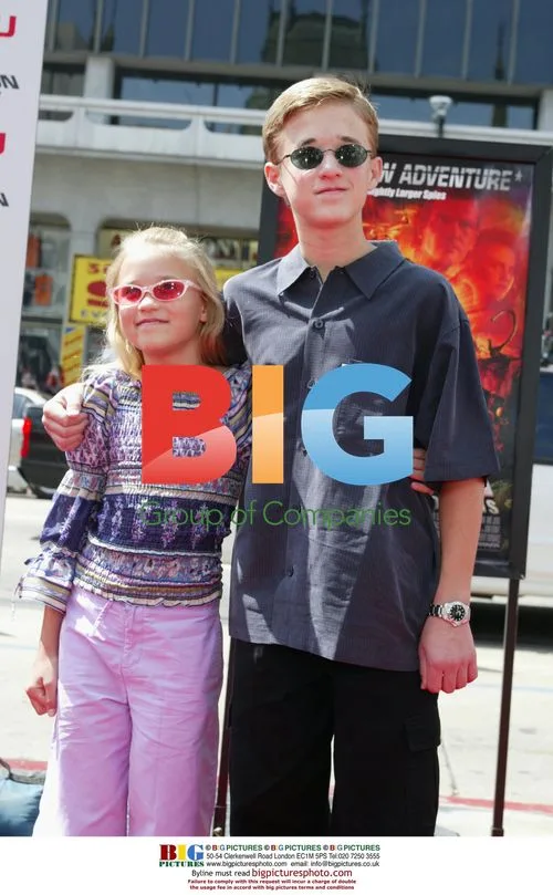 Emily and Haley Joel Osment at Spy Kids 2 Premiere
