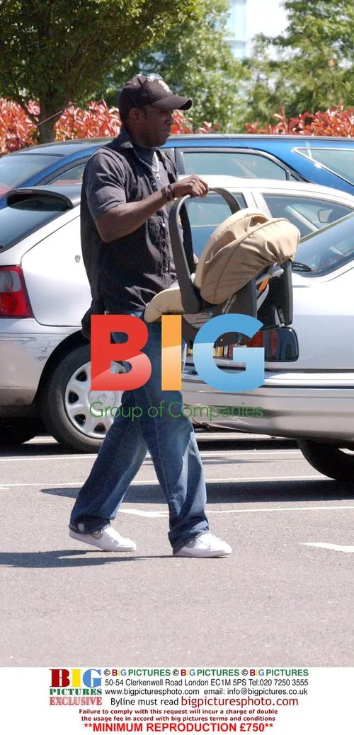 Jordan Spotted with Son and Footballer