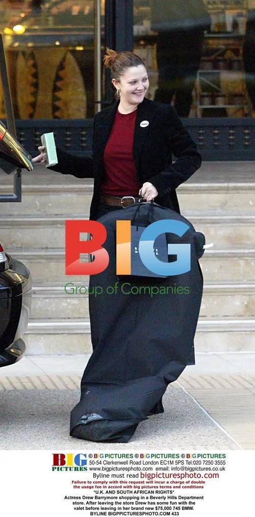 Drew Barrymore shopping in Beverly Hills
