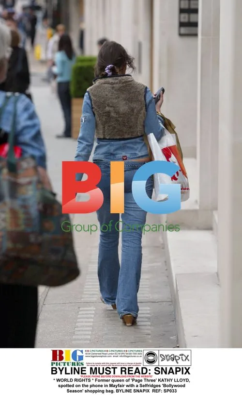 KATHY LLOYD spotted shopping in Mayfair