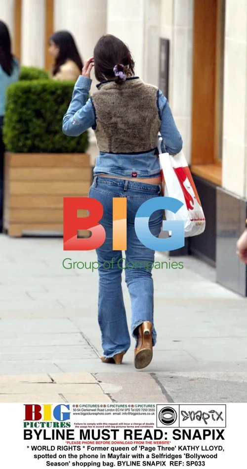 Kathy Lloyd Spotted Shopping in Mayfair