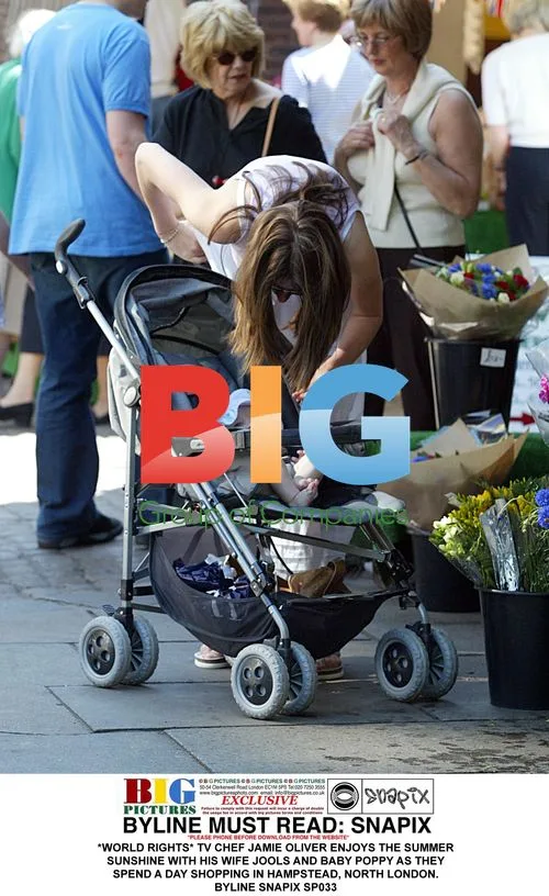 Jamie Oliver Shops with Family in London