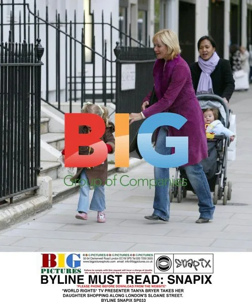 Tanya Bryer and Daughter Shopping in London