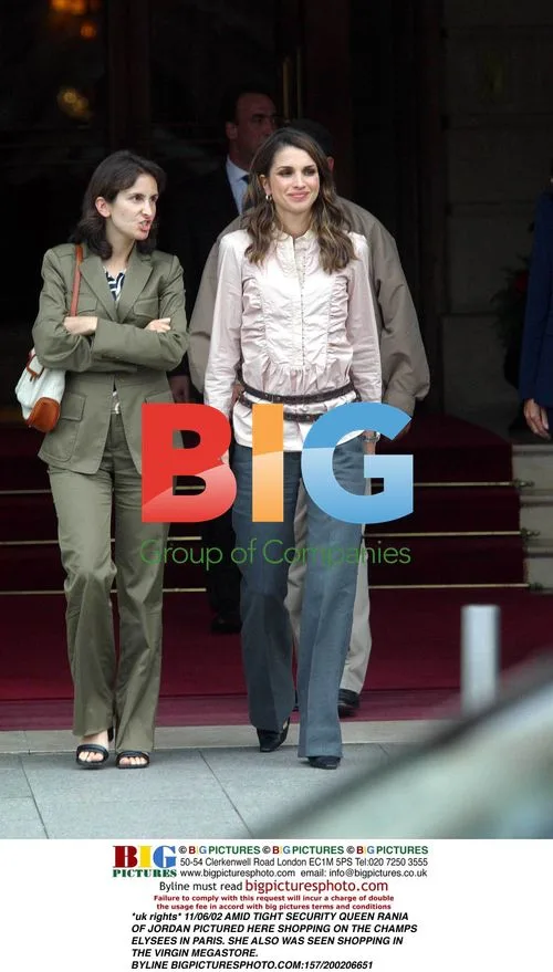 Queen Rania of Jordan Shopping in Paris