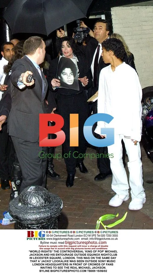 Michael Jackson Outside Equinox Nightclub
