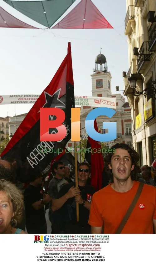 Protesters Try to Stop Buses and Cars at Airports in Spain