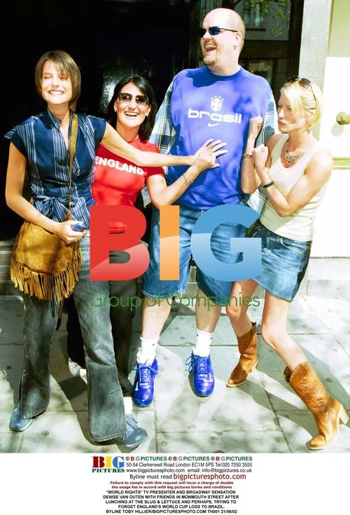 Denise Van Outen with friends in Monmouth Street