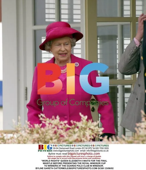 Queen Elizabeth II presents Royal Windsor Cup