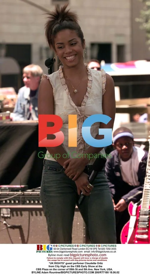 Claudette Ortiz Performs on CBS Early Show