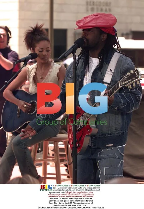 Wyclef Jean performs at CBS Early Show