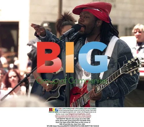 Wyclef Jean and Claudette Ortiz Perform