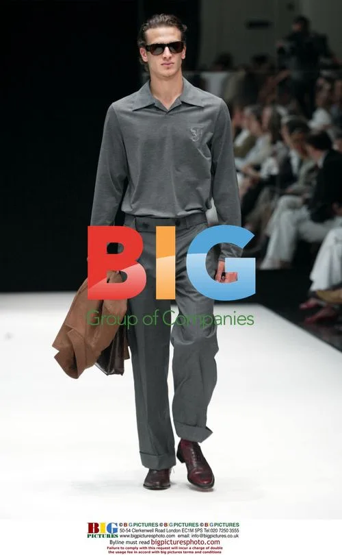 Ferre Spring/Summer 2003 Fashion Show