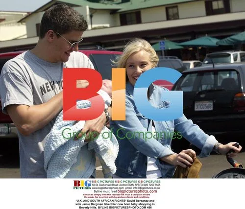 David Boreanaz and wife shop with newborn