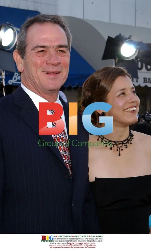 Dawn and Tommy Lee Jones at 'Men in Black II' Premiere