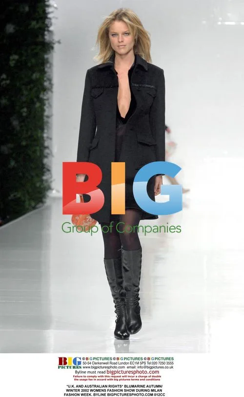 BLUMARINE A/W 2002 Fashion Show in Milan