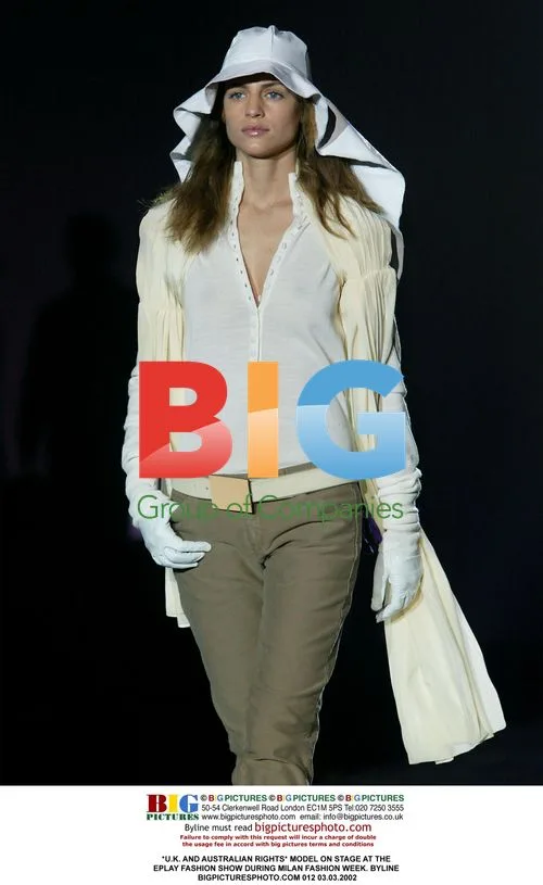 MODEL ON STAGE AT EPLAY FASHION SHOW