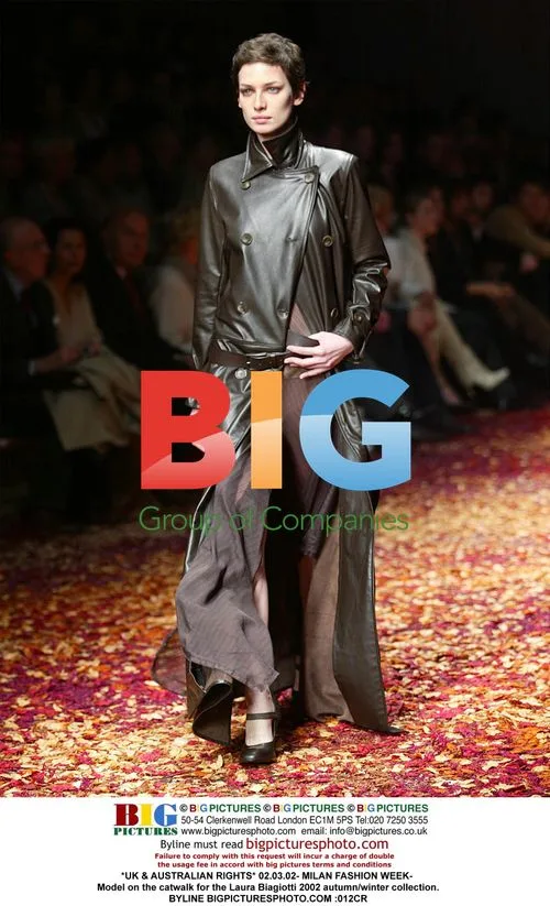 Model on runway for Laura Biagiotti 2002 collection