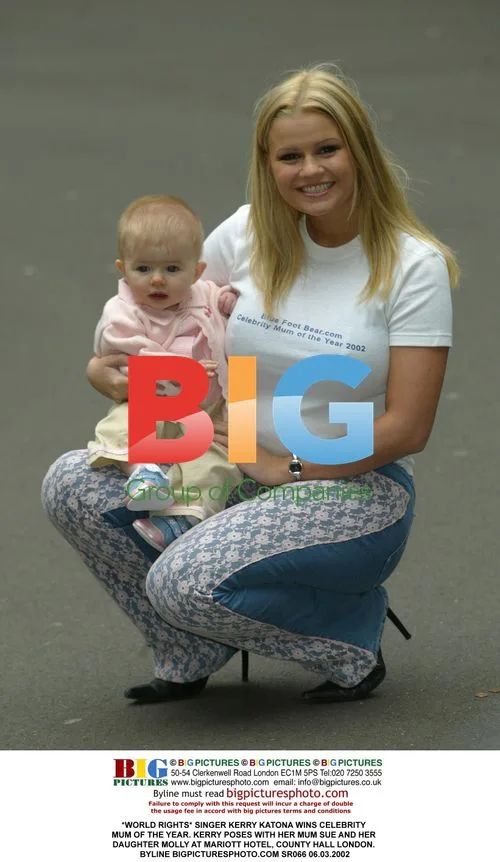 KERRY KATONA WINS CELEBRITY MUM OF THE YEAR