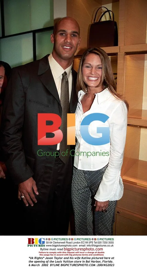 Jason Taylor and wife at LV store opening