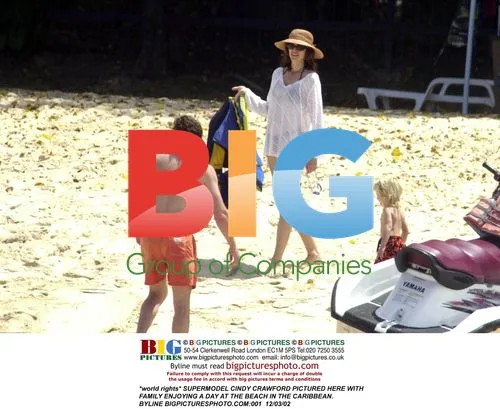 Cindy Crawford Enjoys Caribbean Beach Day