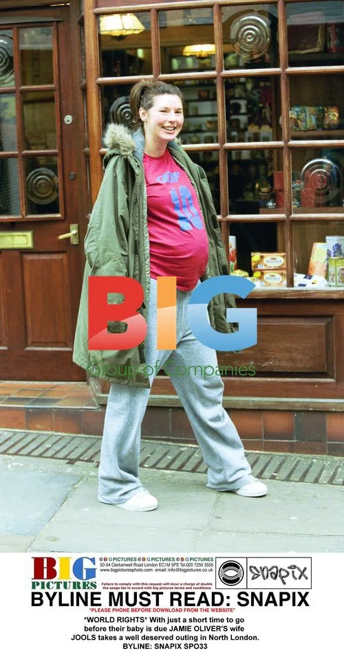 Jools Oliver Takes Outing Before Baby Arrives