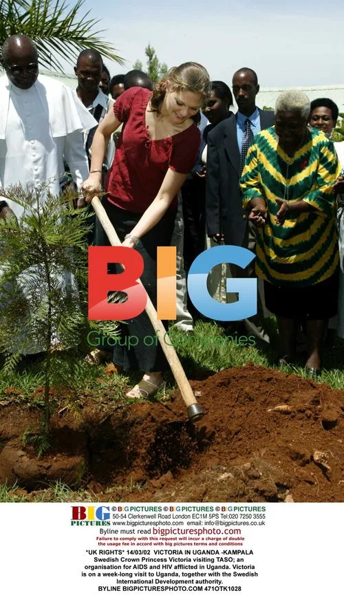 Victoria visits TASO in Uganda