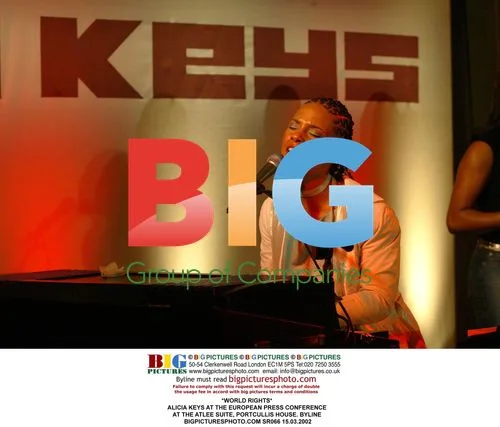Alicia Keys at European Press Conference